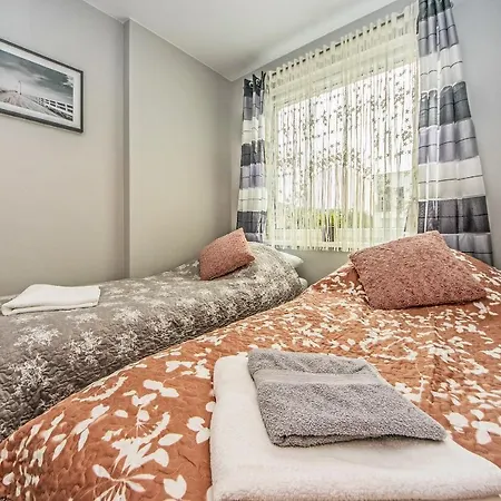 Lemon Apartment *